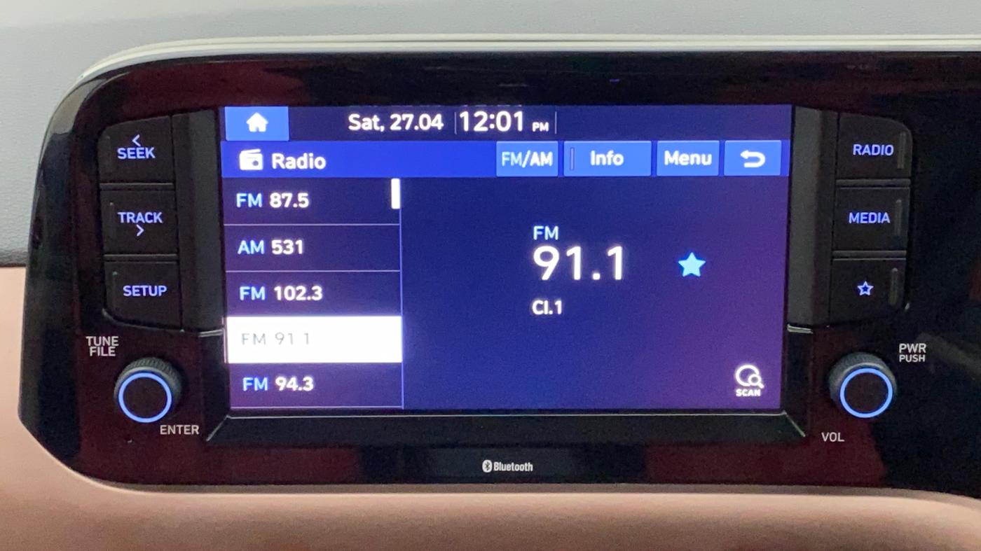 2022 Hyundai AURA SX PLUS 1.2 AMT, Petrol, Automatic, 9,393 km, Infotainment System