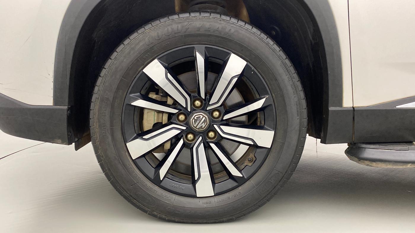 2019 MG HECTOR SHARP HYBIRD PETROL MT, Petrol, Manual, 39,193 km, Left Front Wheel