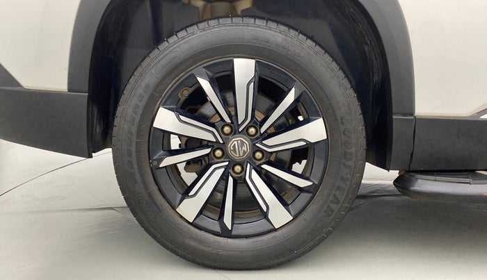 2019 MG HECTOR SHARP HYBIRD PETROL MT, Petrol, Manual, 39,193 km, Right Rear Wheel