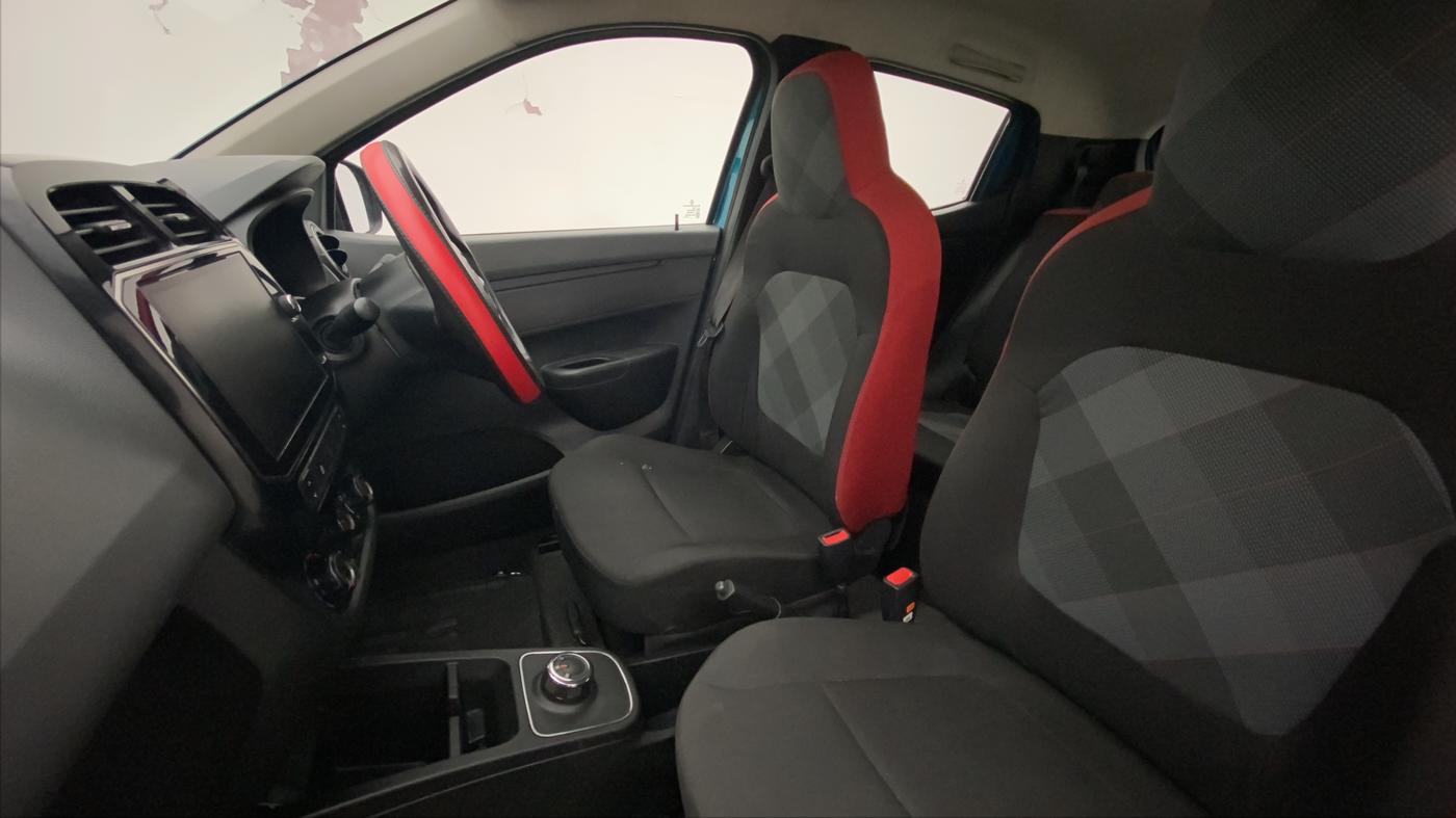 2021 Renault Kwid RXT 1.0 AMT (O), Petrol, Automatic, 19,422 km, Right Side Front Door Cabin