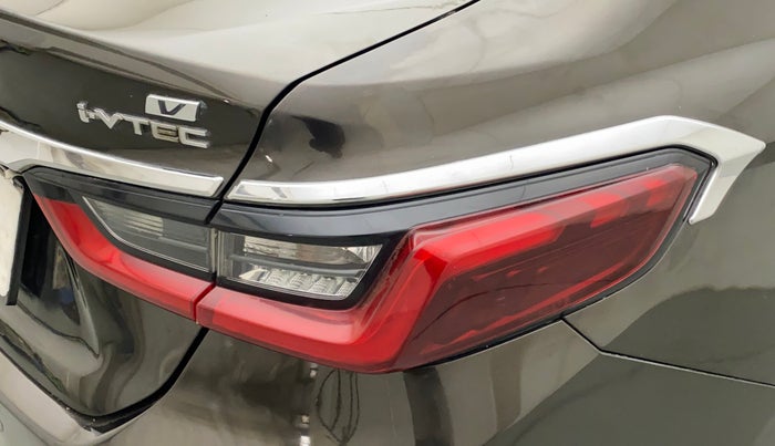 2021 Honda City 1.5L I-VTE V CVT, Petrol, Automatic, 69,943 km, Right tail light - Minor scratches