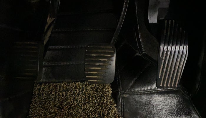 2018 Jeep Compass SPORT 2.0 DIESEL, Diesel, Manual, 1,00,566 km, Pedals