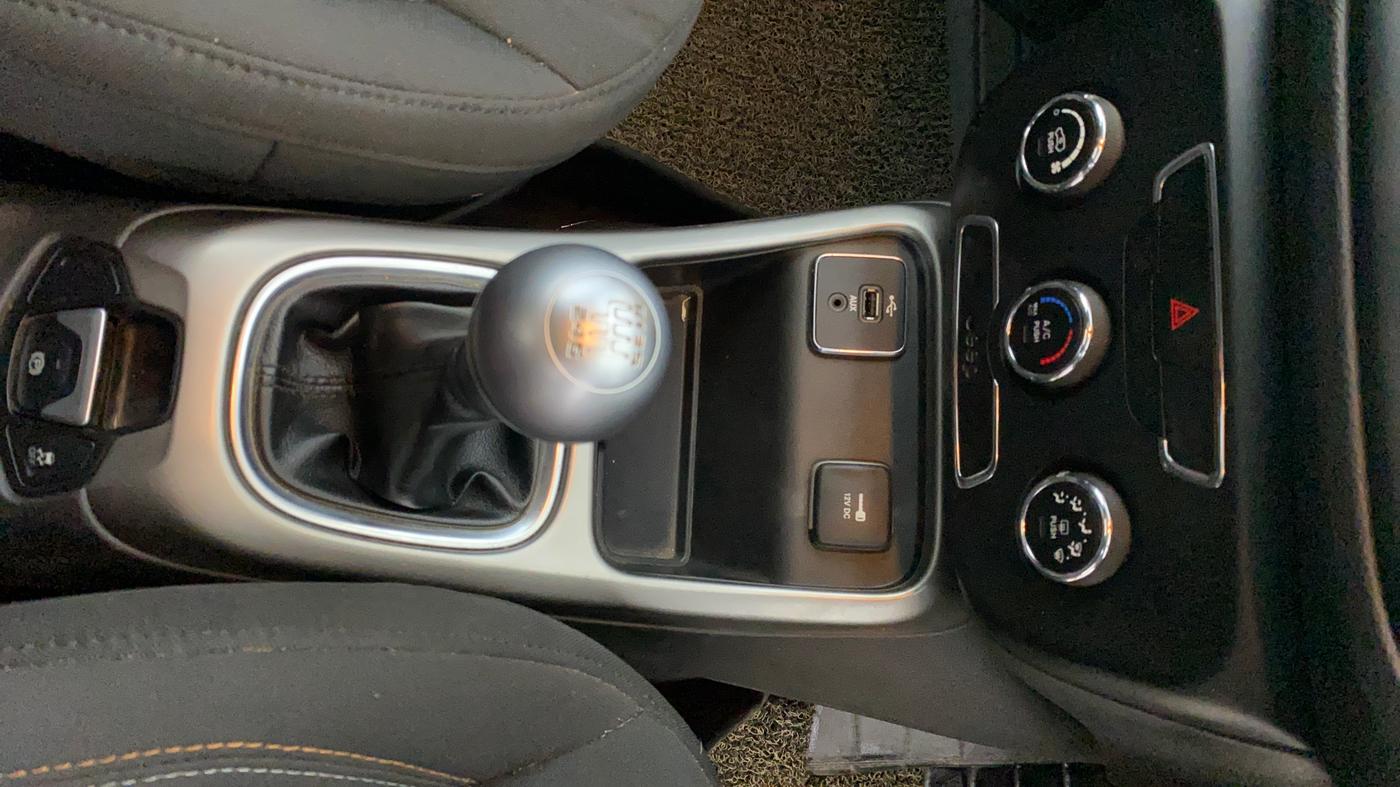 2018 Jeep Compass SPORT 2.0 DIESEL, Diesel, Manual, 1,01,110 km, Gear Lever