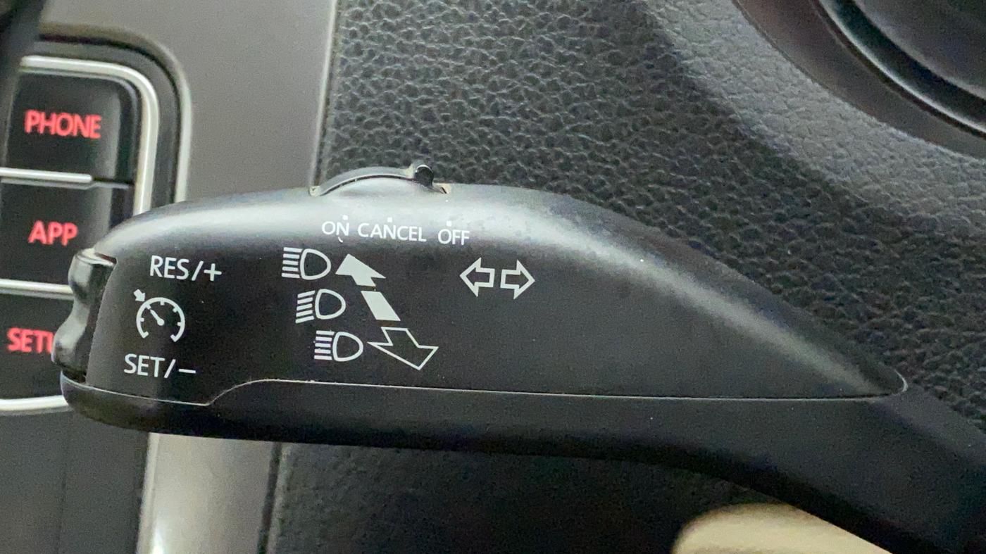 2019 Volkswagen Vento HIGHLINE PLUS 1.5 AT 16 ALLOY, Diesel, Automatic, 56,496 km, Adaptive Cruise Control