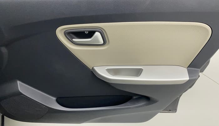 2019 Maruti Alto K10 VXI AMT, Petrol, Automatic, 14,829 km, Driver Side Door Panels Control