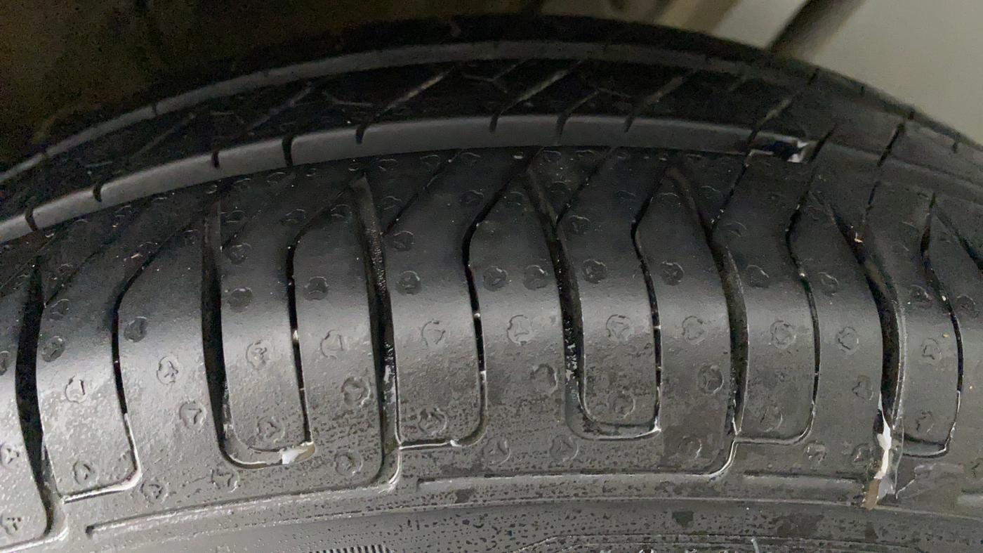 2019 Maruti Alto K10 VXI AMT, Petrol, Automatic, 14,829 km, Left Rear Tyre Tread