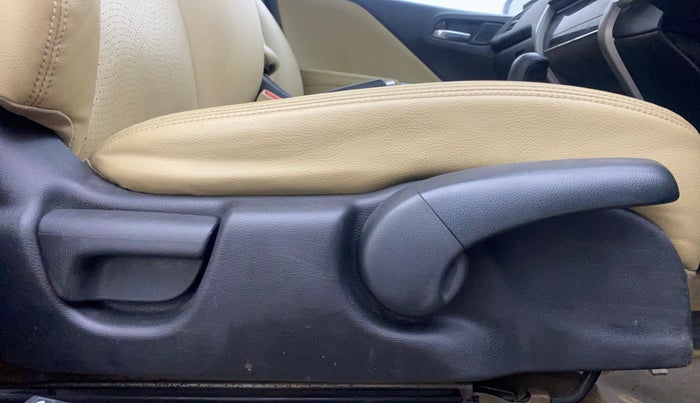 2015 Honda City 1.5L I-VTEC VX CVT, Petrol, Automatic, 35,906 km, Driver Side Adjustment Panel