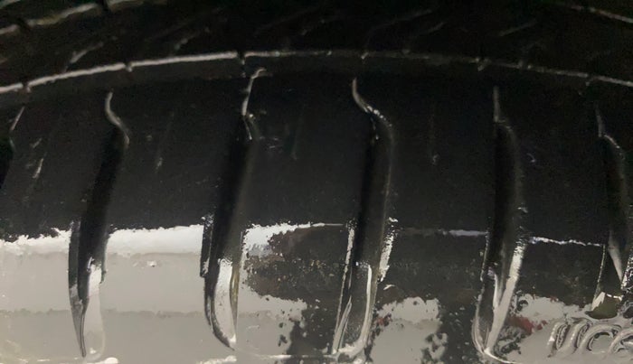 2015 Honda City 1.5L I-VTEC VX CVT, Petrol, Automatic, 35,906 km, Right Front Tyre Tread