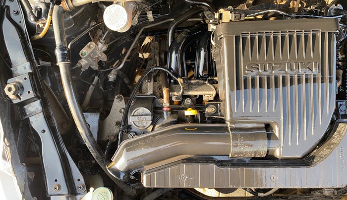 2017 Maruti Swift VXI, Petrol, Manual, 1,22,660 km, Engine View - Right