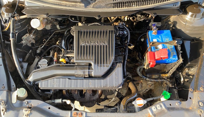 2017 Maruti Swift VXI, Petrol, Manual, 1,22,660 km, Engine View