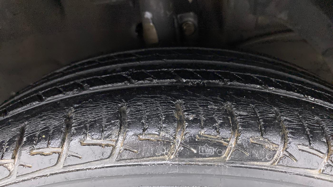 2016 Maruti Baleno SIGMA PETROL 1.2, Petrol, Manual, 47,741 km, Right Front Tyre Tread