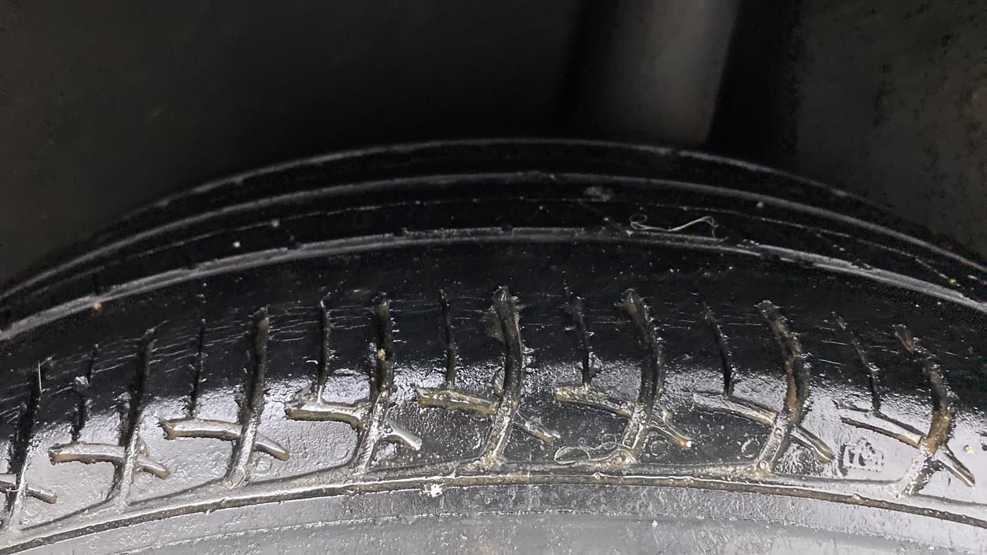 2016 Maruti Baleno SIGMA PETROL 1.2, Petrol, Manual, 47,741 km, Left Rear Tyre Tread