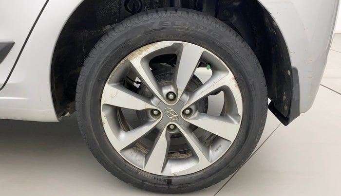 2016 Hyundai Elite i20 ASTA 1.4 CRDI, Diesel, Manual, 1,14,015 km, Left Rear Wheel