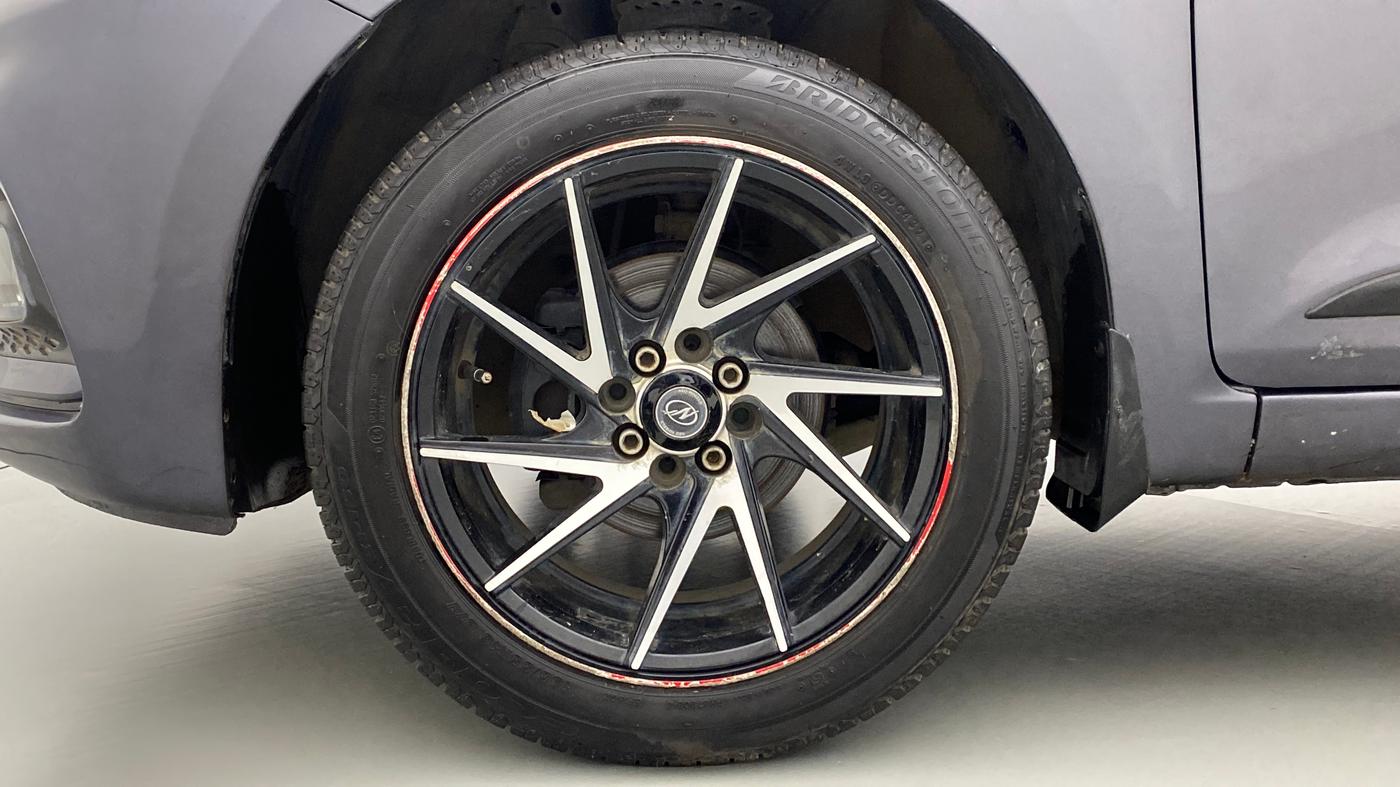 2018 Hyundai Elite i20 ASTA 1.2 (O), Petrol, Manual, 44,563 km, Left Front Wheel
