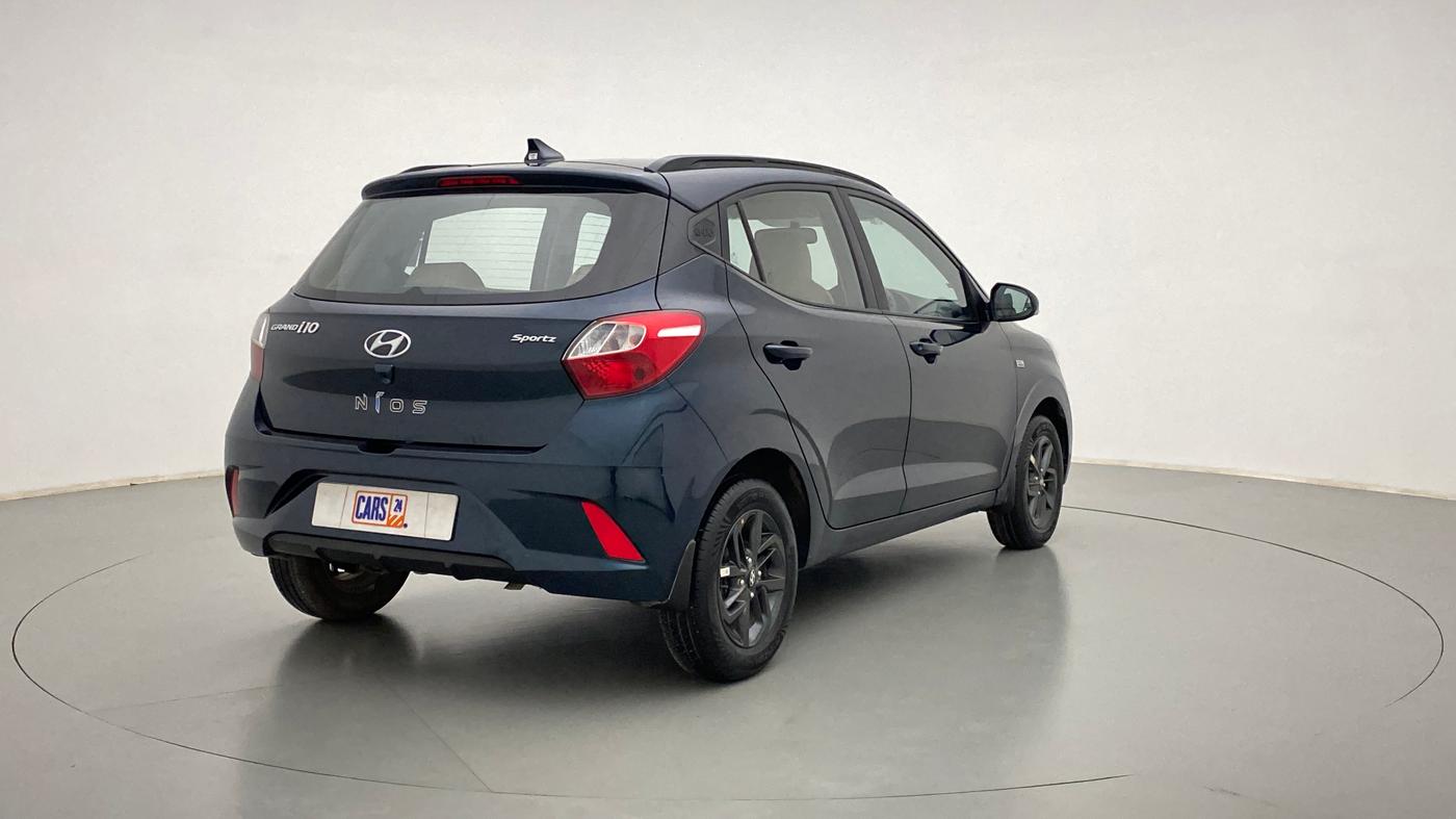 2020 Hyundai GRAND I10 NIOS SPORTZ 1.2 AT, Petrol, Automatic, 3,892 km, Right Back Diagonal
