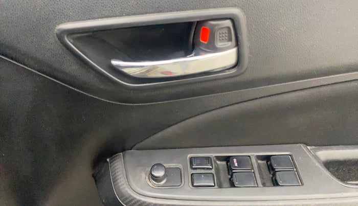 2018 Maruti Swift VXI AMT, Petrol, Automatic, 67,158 km, Driver Side Door Panels Control