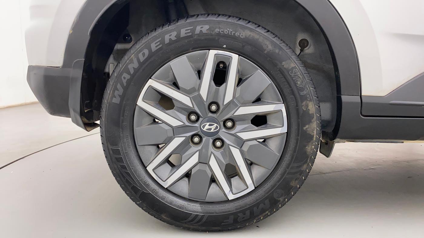2022 Hyundai VENUE SX 1.0 TURBO, Petrol, Manual, 48,908 km, Right Rear Wheel