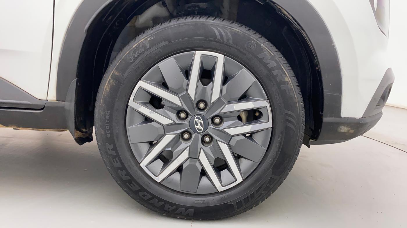 2022 Hyundai VENUE SX 1.0 TURBO, Petrol, Manual, 48,908 km, Right Front Wheel
