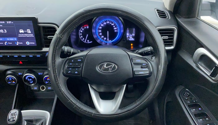 2022 Hyundai VENUE SX 1.0 TURBO, Petrol, Manual, 48,908 km, Steering Wheel Close Up