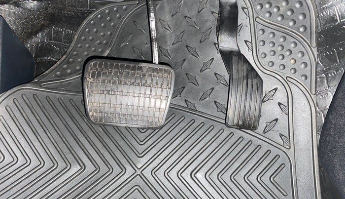 2022 Tata PUNCH ACCOMPLISHED AMT, Petrol, Automatic, 21,907 km, Pedals