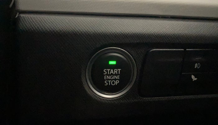 2022 Tata PUNCH ACCOMPLISHED AMT, Petrol, Automatic, 21,907 km, Keyless Start/ Stop Button