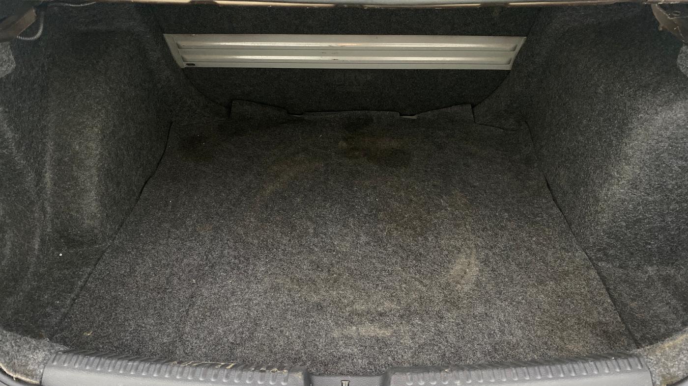 2015 Volkswagen Vento HIGHLINE PETROL AT, Petrol, Automatic, 51,090 km, Boot Inside
