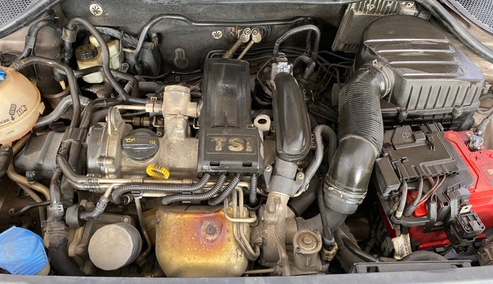 2015 Volkswagen Vento HIGHLINE PETROL AT, Petrol, Automatic, 51,090 km, Engine View