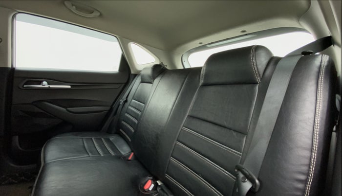 2020 KIA SELTOS HTK 1.5 PETROL, Petrol, Manual, 22,936 km, Right Side Rear Door Cabin