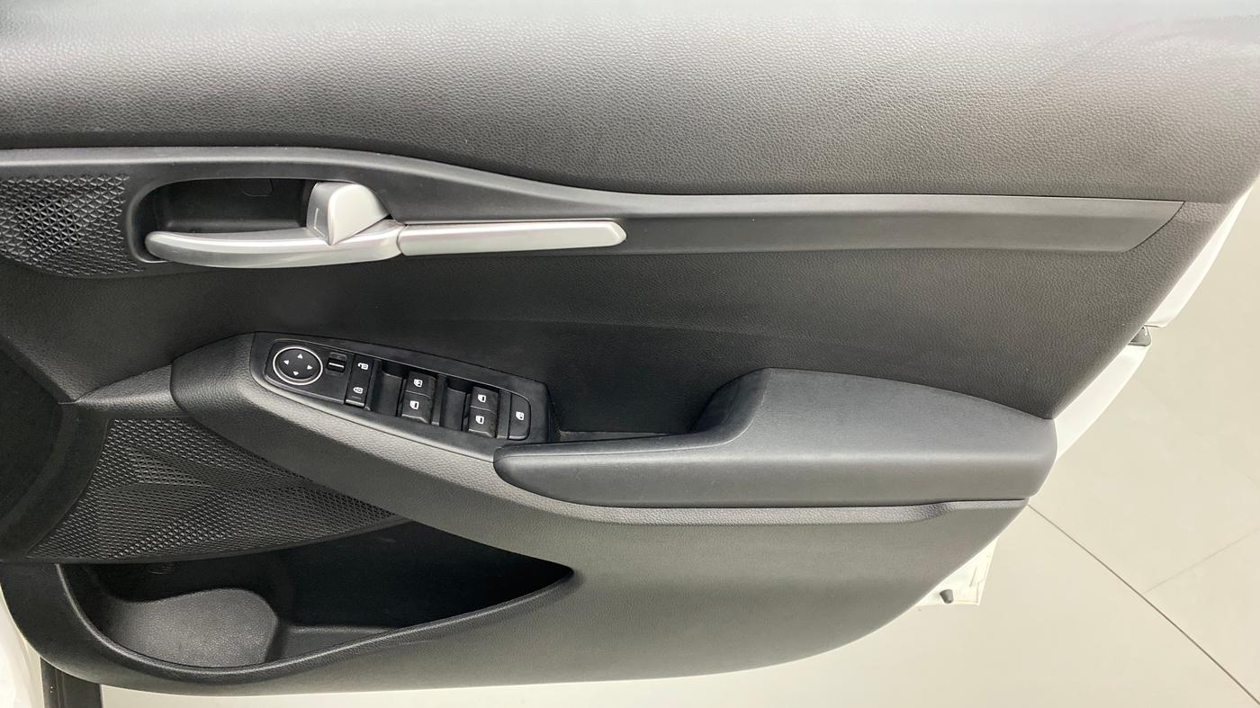 2020 KIA SELTOS HTK 1.5 PETROL, Petrol, Manual, 22,936 km, Driver Side Door Panels Control