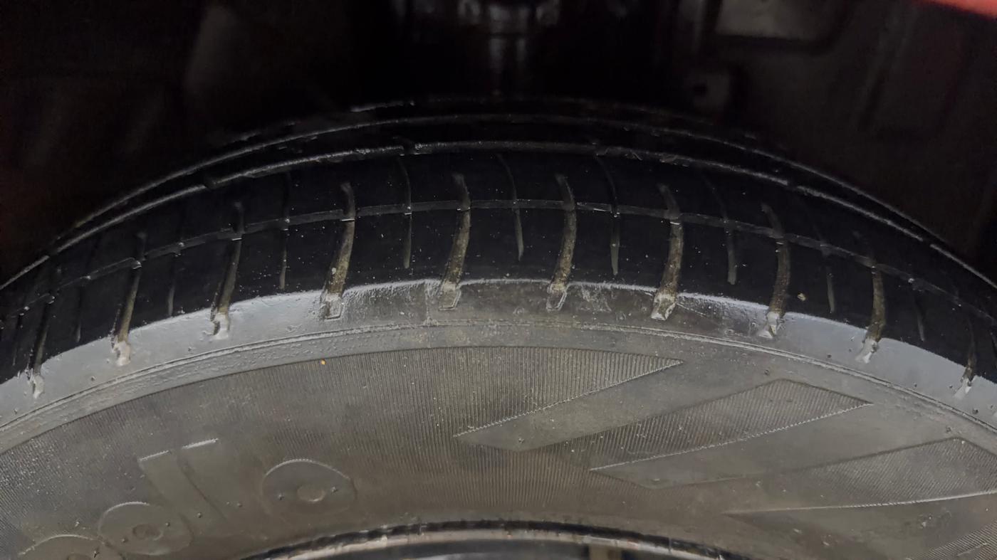 2018 Datsun Redi Go T (O), Petrol, Manual, 59,479 km, Right Front Tyre Tread