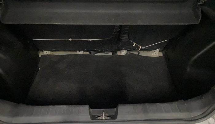 2017 Maruti Baleno DELTA PETROL 1.2, Petrol, Manual, 73,390 km, Boot Inside