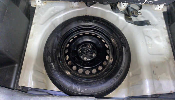 2017 Maruti Baleno DELTA PETROL 1.2, Petrol, Manual, 73,390 km, Spare Tyre