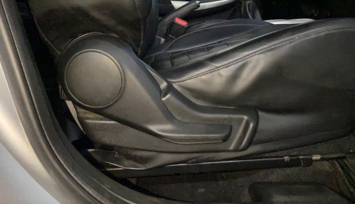 2017 Maruti Baleno DELTA PETROL 1.2, Petrol, Manual, 73,390 km, Driver Side Adjustment Panel