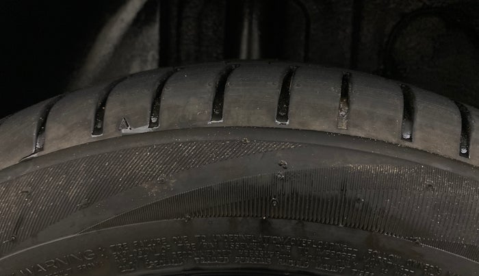 2023 Tata ALTROZ XZ DIESEL, Diesel, Manual, 98,222 km, Right Rear Tyre Tread