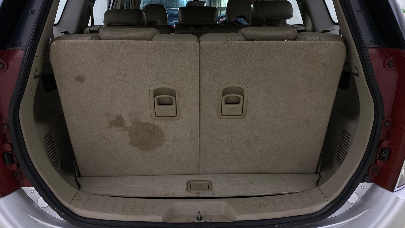 2017 Mahindra XUV500 W10, Diesel, Manual, 67,914 km, Boot Inside