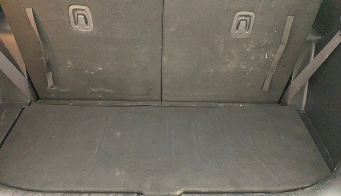 2022 KIA CARENS LUXURY PLUS 1.5 DIESEL AT 7 STR, Diesel, Automatic, 1,22,983 km, Boot Inside