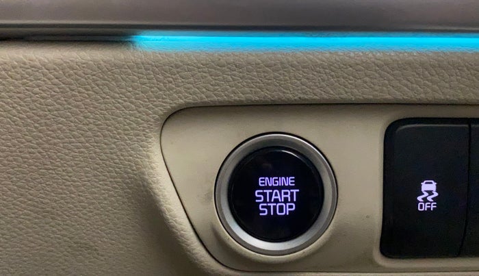 2022 KIA CARENS LUXURY PLUS 1.5 DIESEL AT 7 STR, Diesel, Automatic, 1,22,983 km, Keyless Start/ Stop Button