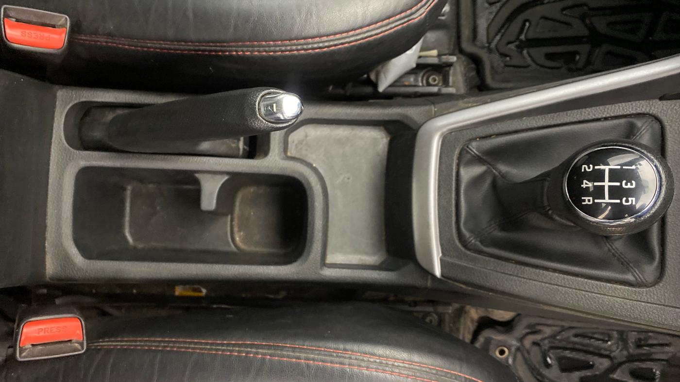 2023 Maruti BREZZA VXI SMART HYBRID, Petrol, Manual, 47,277 km, Gear Lever