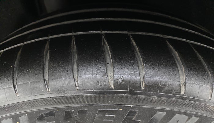 2014 Mercedes Benz C Class C 220 CDI AVANTGARDE, Diesel, Automatic, 61,130 km, Right Rear Tyre Tread