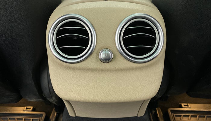 2014 Mercedes Benz C Class C 220 CDI AVANTGARDE, Diesel, Automatic, 61,130 km, Rear AC Vents