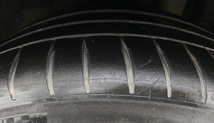 2014 Mercedes Benz C Class C 220 CDI AVANTGARDE, Diesel, Automatic, 61,130 km, Left Rear Tyre Tread