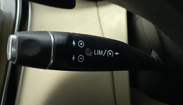 2014 Mercedes Benz C Class C 220 CDI AVANTGARDE, Diesel, Automatic, 61,130 km, Adaptive Cruise Control