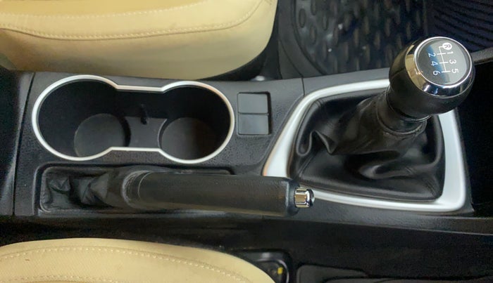 2017 Toyota Corolla Altis G, Petrol, Manual, 19,314 km, Gear Lever