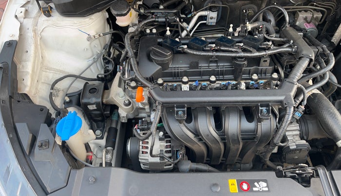 2023 Hyundai NEW I20 ASTA (O) 1.2 MT, Petrol, Manual, 19,450 km, Engine View - Right