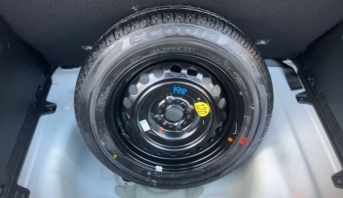 2023 Hyundai NEW I20 ASTA (O) 1.2 MT, Petrol, Manual, 19,450 km, Spare Tyre