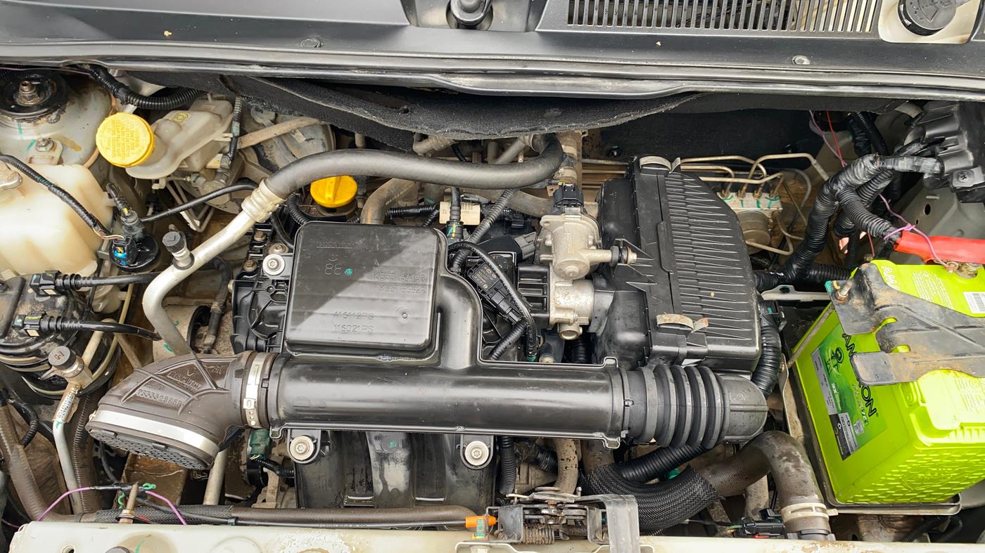 2019 Renault TRIBER RXZ, Petrol, Manual, 62,142 km, Engine View