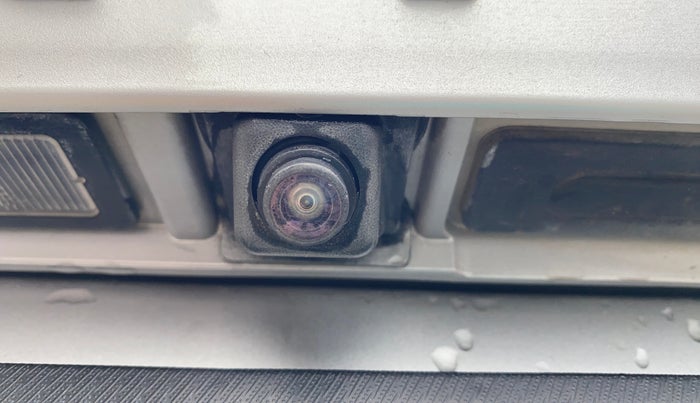 2019 Renault TRIBER RXZ, Petrol, Manual, 62,100 km, Parking Camera