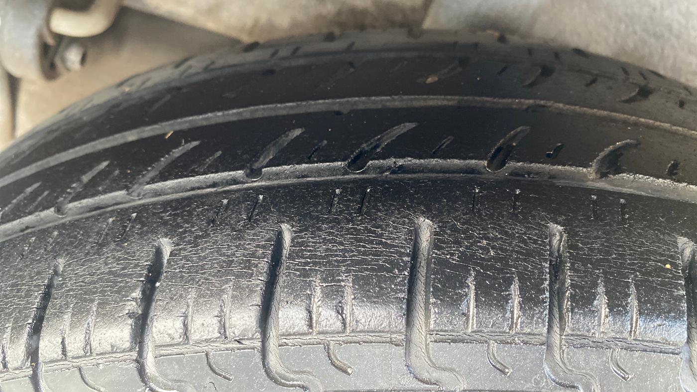 2015 Maruti Celerio ZXI, Petrol, Manual, 91,695 km, Right Rear Tyre Tread