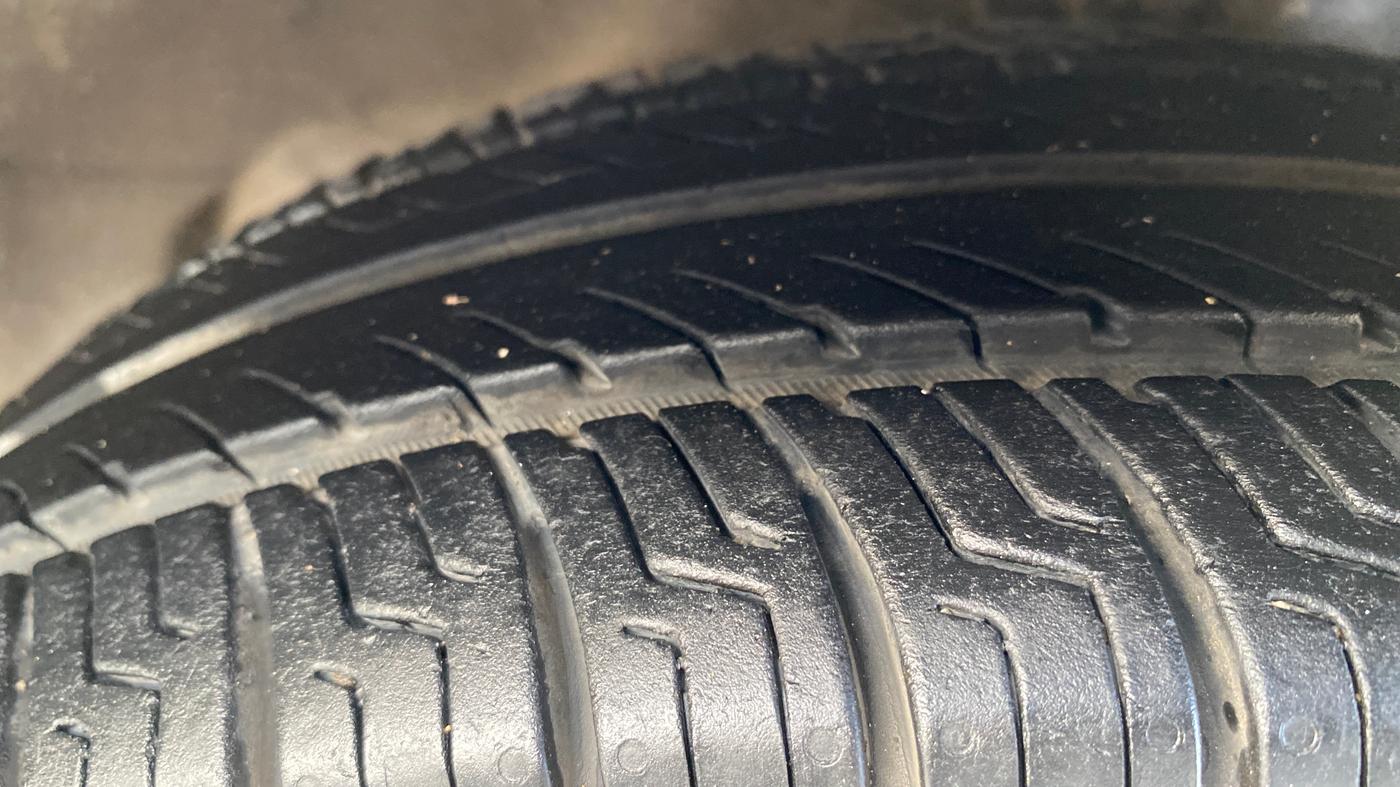 2015 Maruti Celerio ZXI, Petrol, Manual, 91,695 km, Right Front Tyre Tread