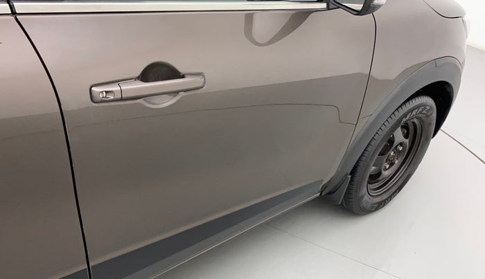 2022 Renault TRIBER RXT LIMITED EDITION AMT, Petrol, Automatic, 29,762 km, Driver-side door - Slightly dented